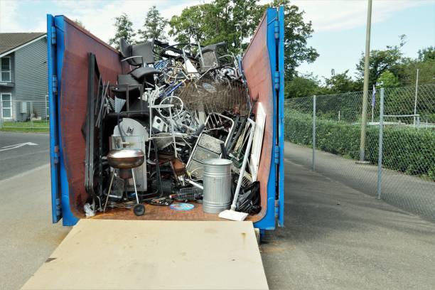 Best Hot Tub Removal  in Deephaven, MN
