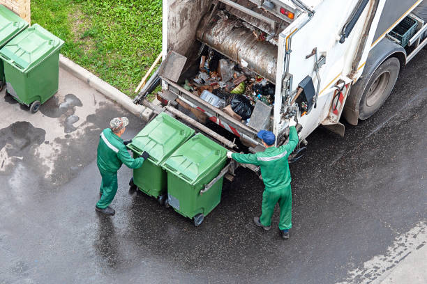 Best Yard Cleanup Services  in Deephaven, MN